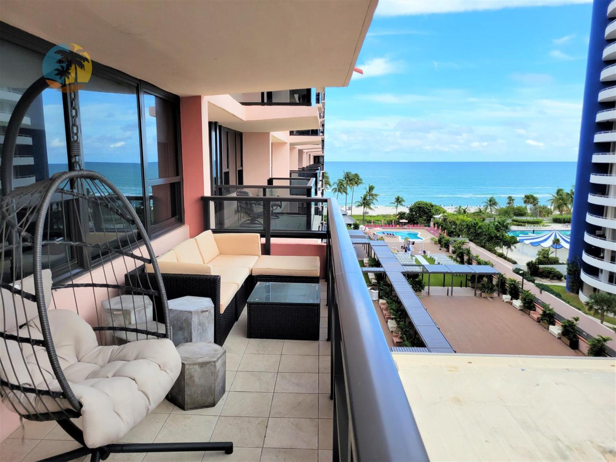 Deluxe Beach Resort - Hora Rentals Майами-Бич Экстерьер фото