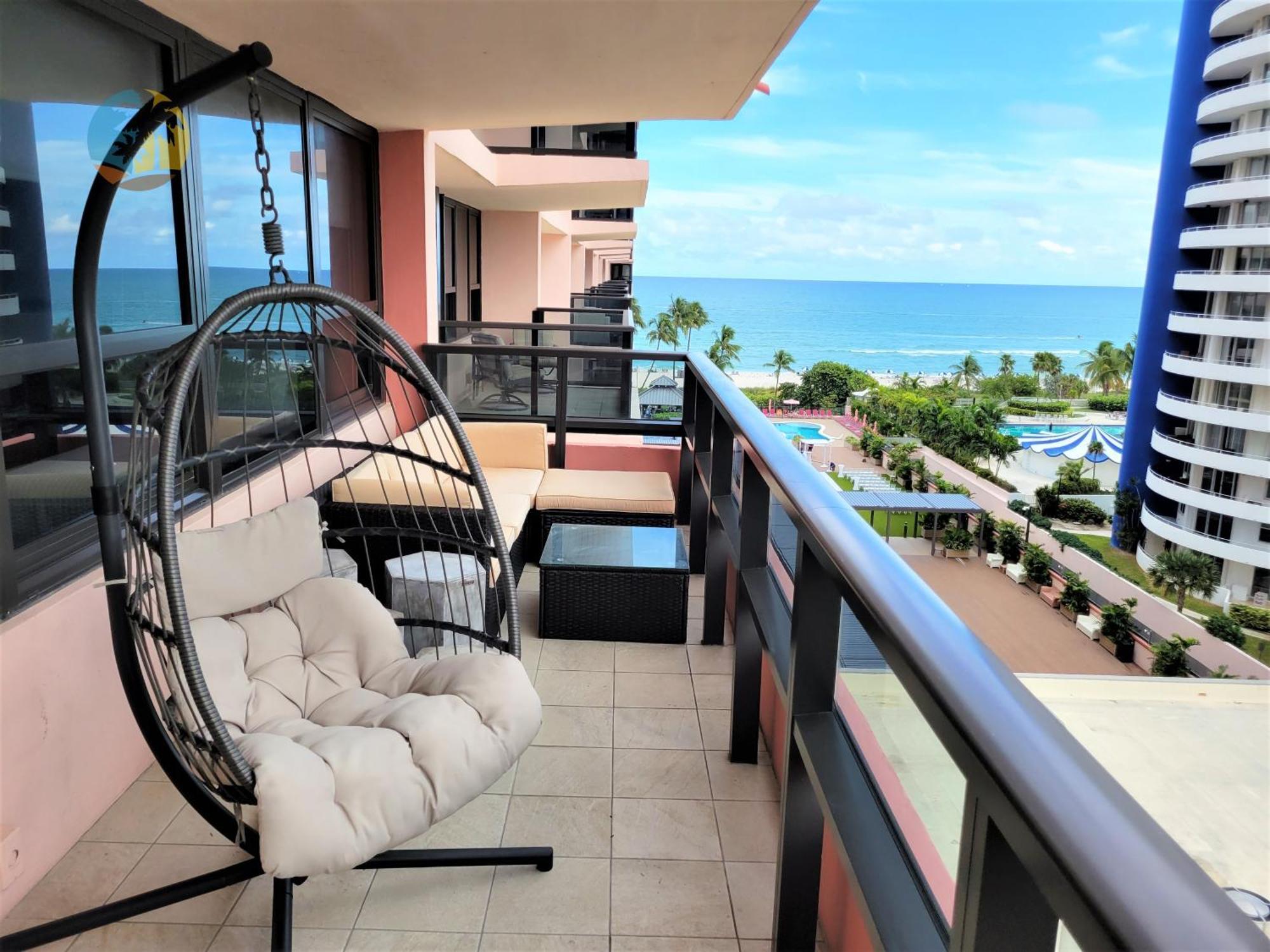 Deluxe Beach Resort - Hora Rentals Майами-Бич Экстерьер фото