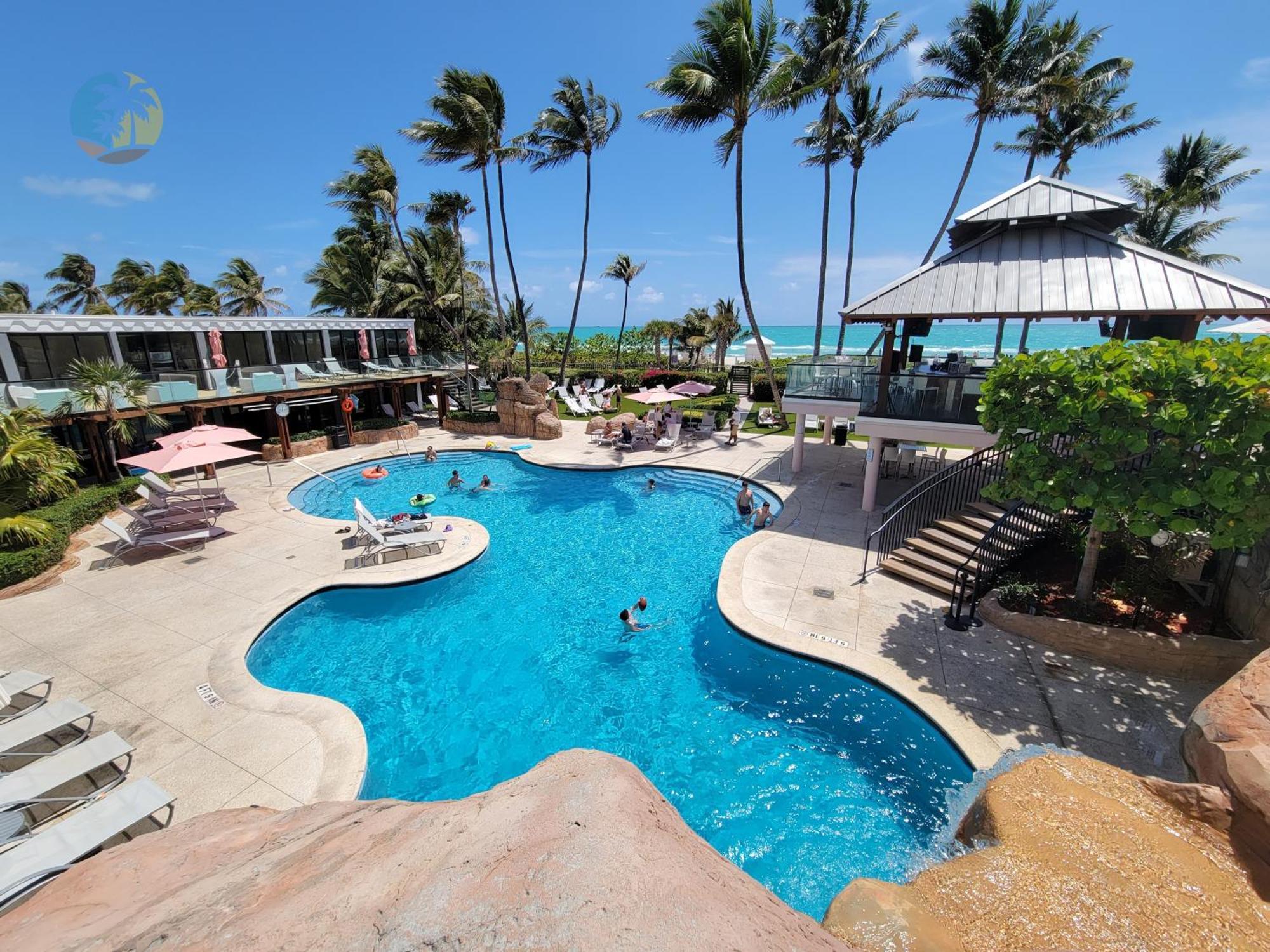 Deluxe Beach Resort - Hora Rentals Майами-Бич Экстерьер фото